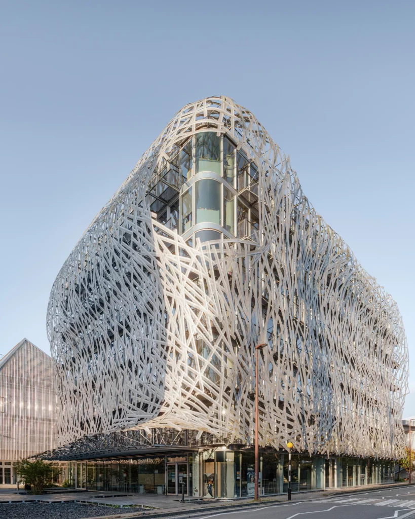 Photographie d'architecture de l'immeuble Manny à Nantes par l'agence Tetrarc