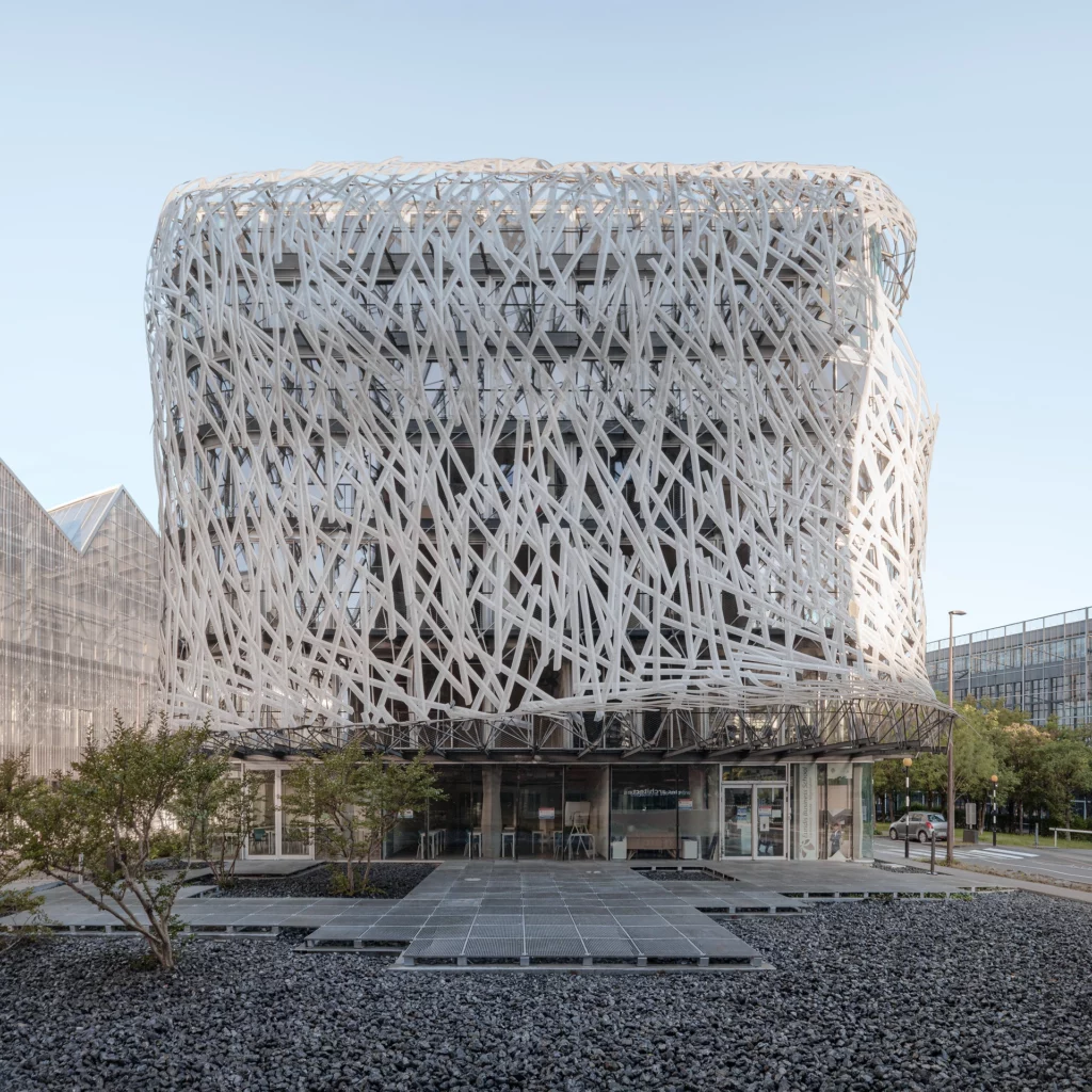 Photographie d'architecture de l'immeuble Manny à Nantes par l'agence Tetrarc